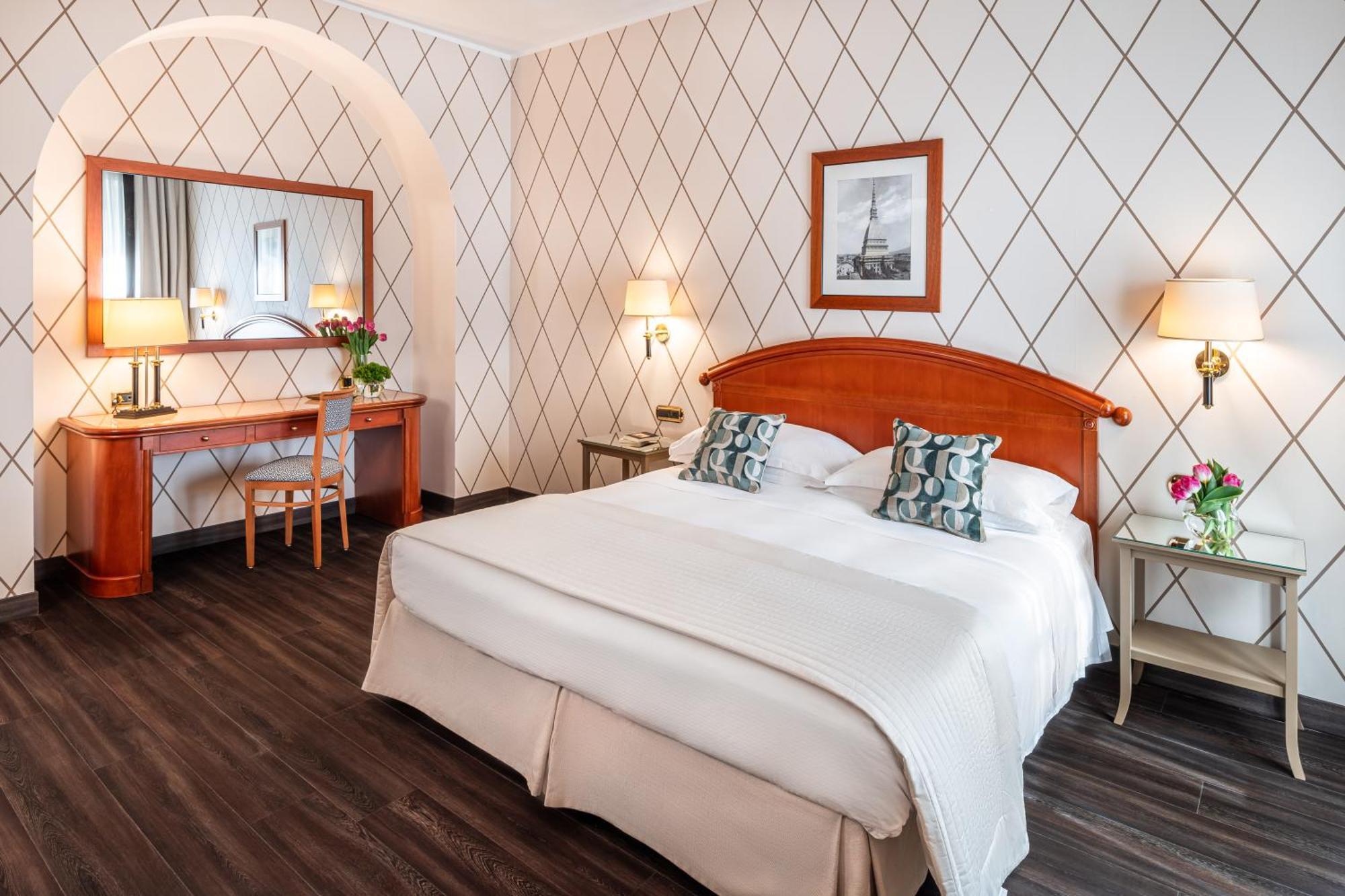 Starhotels Majestic Торино Екстериор снимка