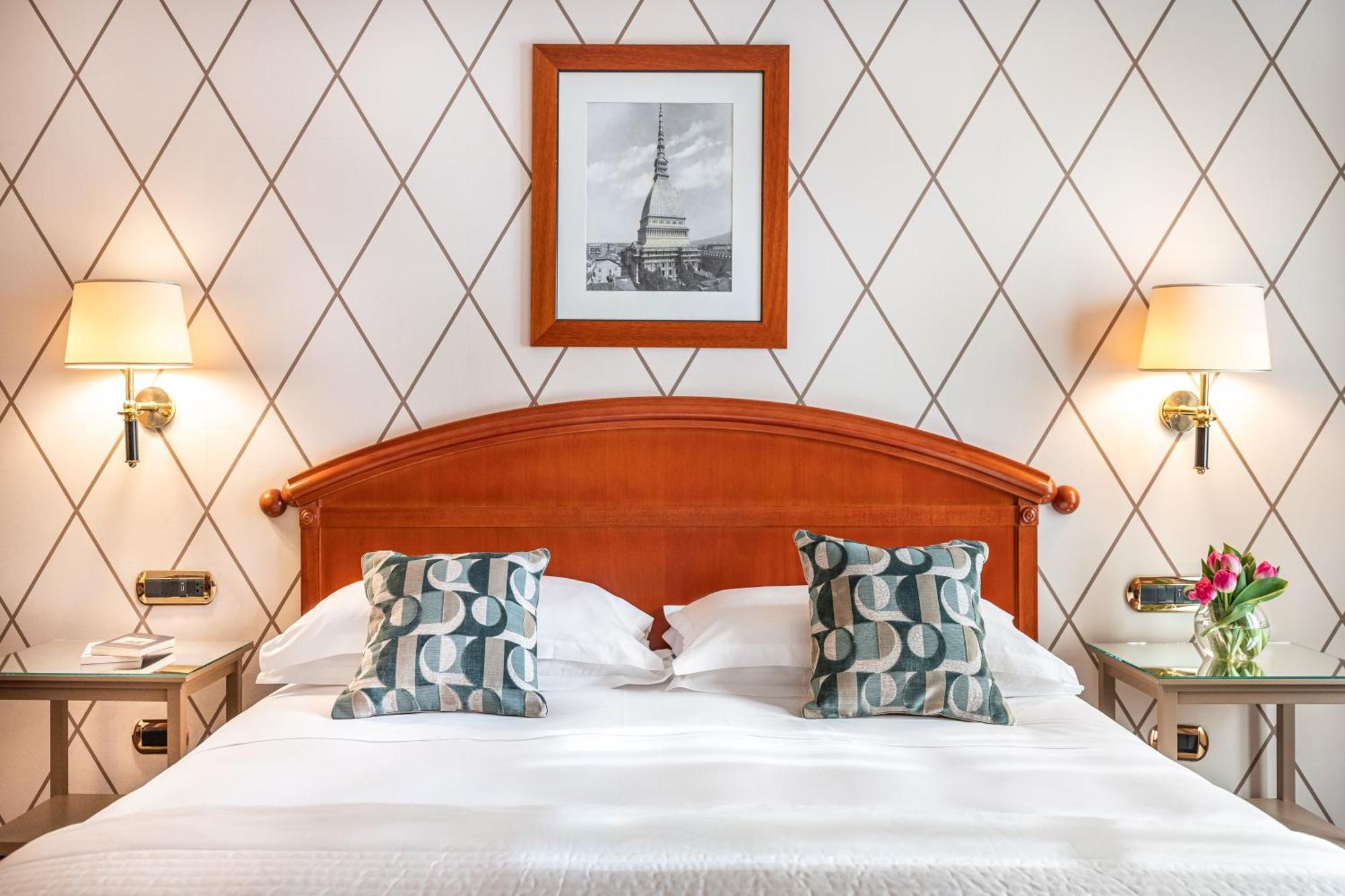 Starhotels Majestic Торино Стая снимка