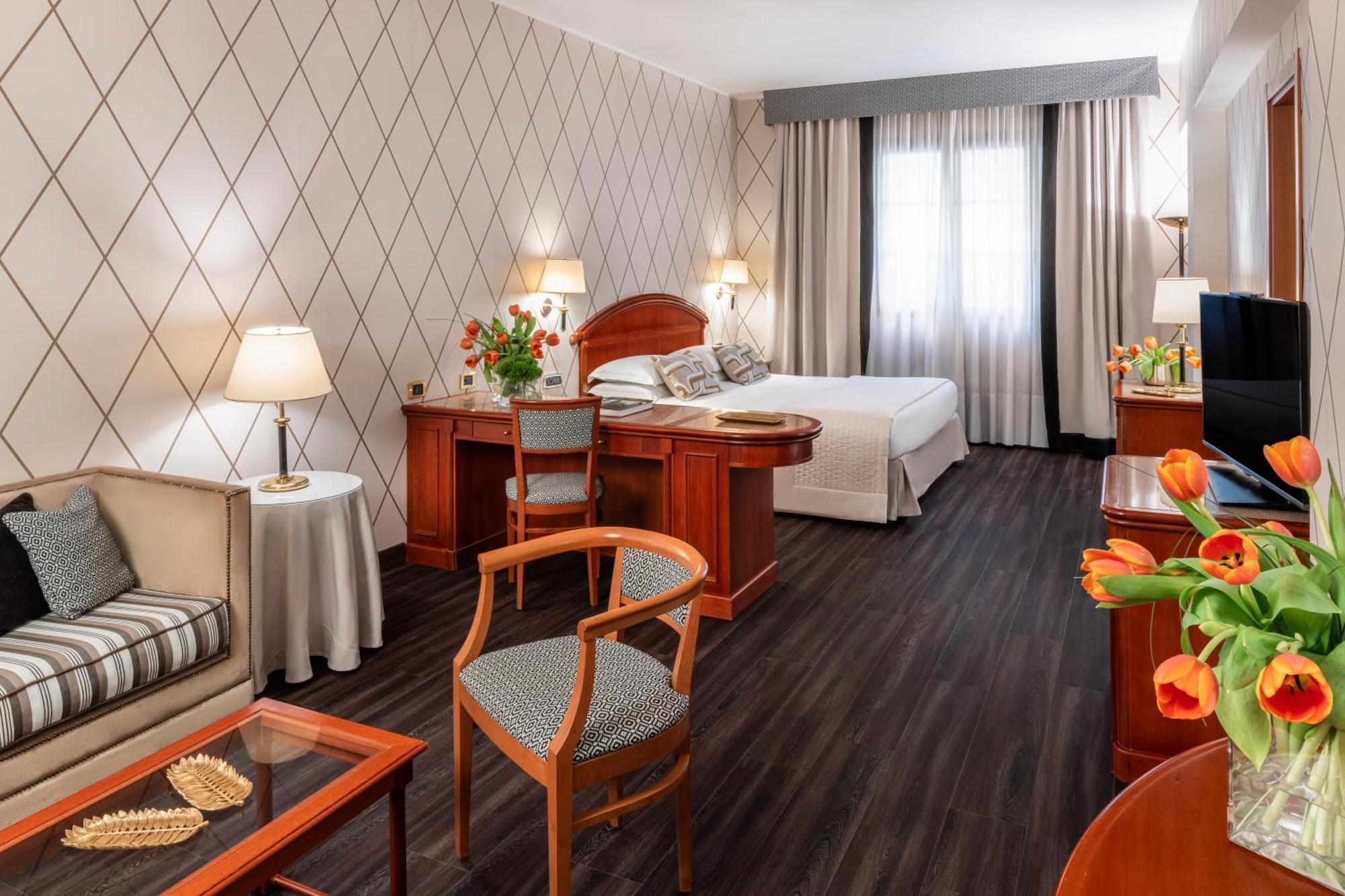 Starhotels Majestic Торино Екстериор снимка