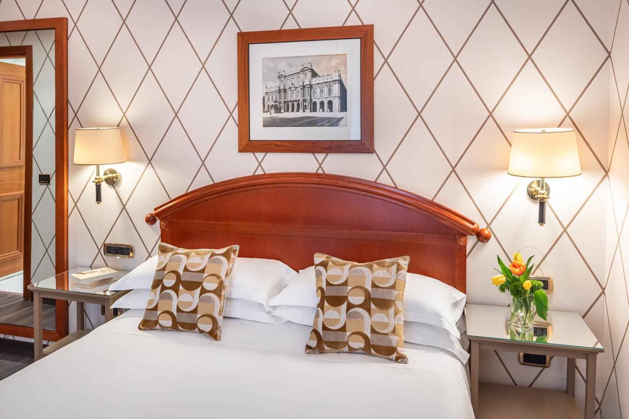 Starhotels Majestic Торино Стая снимка
