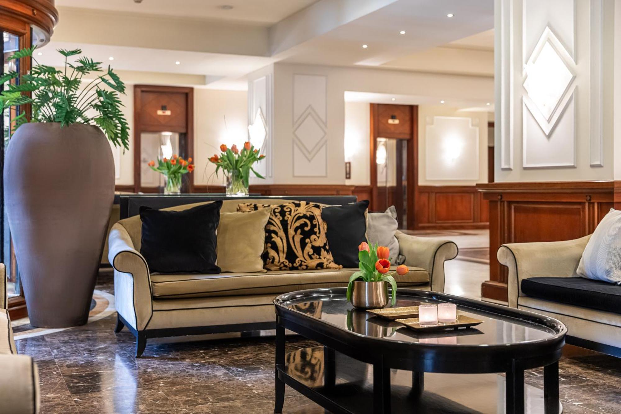 Starhotels Majestic Торино Екстериор снимка